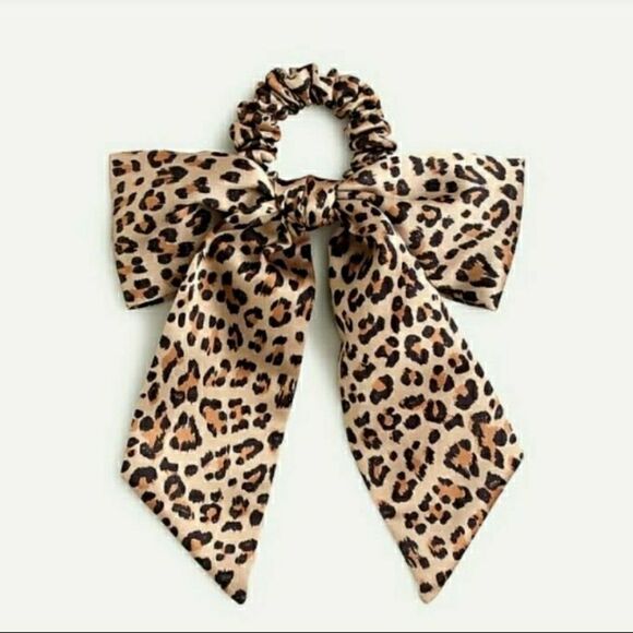 🎀Final Price | J.Crew Satin Leopard Scrunchie with Bow | OS - Picture 1 of 3